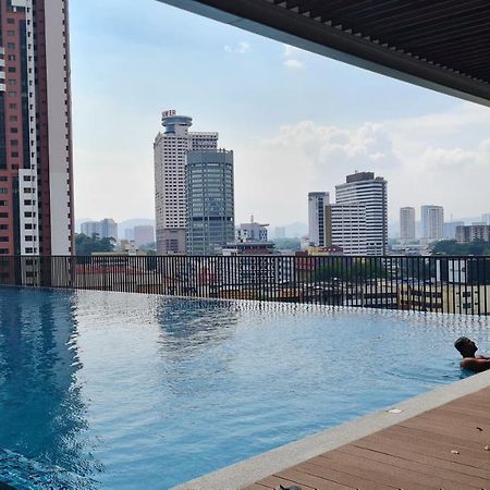 Chambers Serviced Suites Klcc By Cozy Stay كوالالمبور المظهر الخارجي الصورة