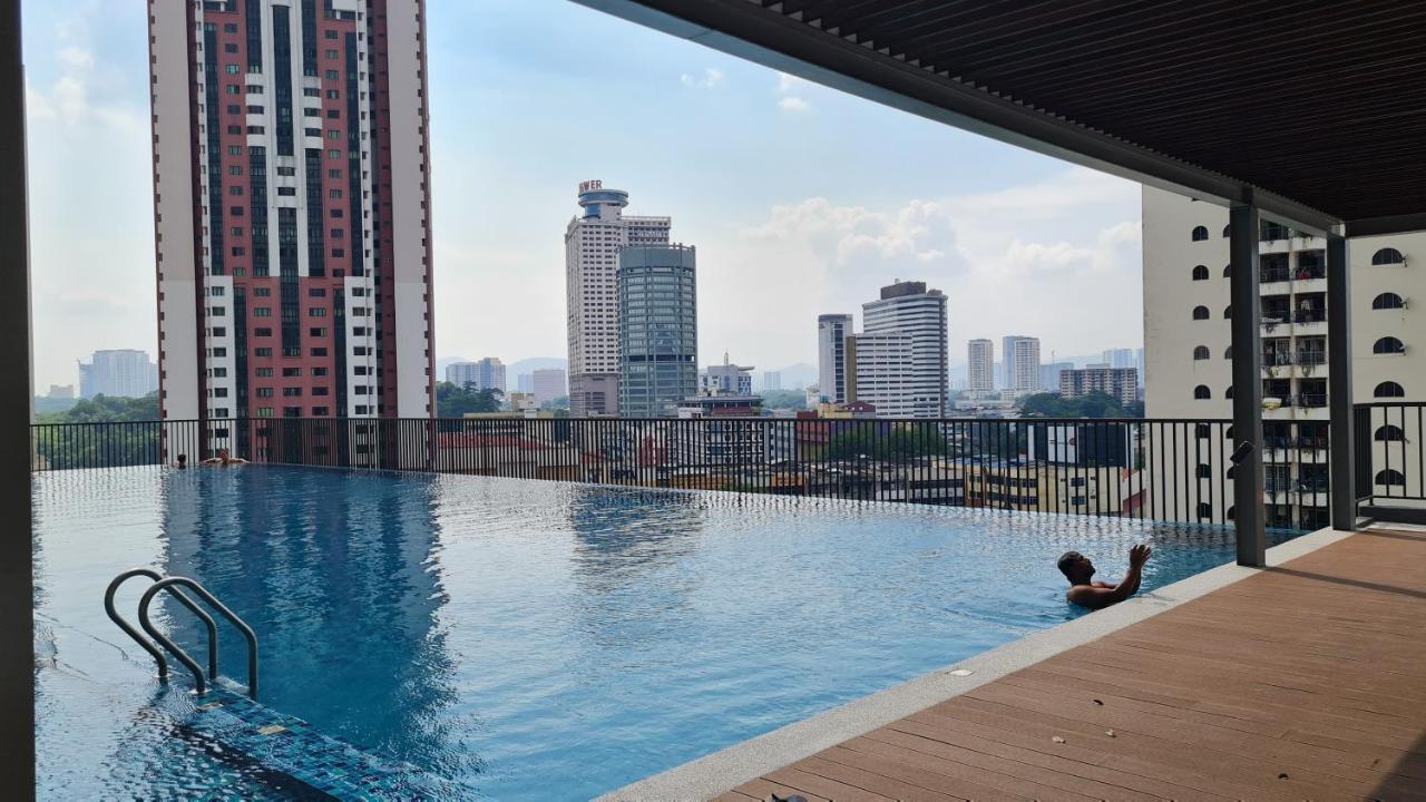 Chambers Serviced Suites Klcc By Cozy Stay كوالالمبور المظهر الخارجي الصورة