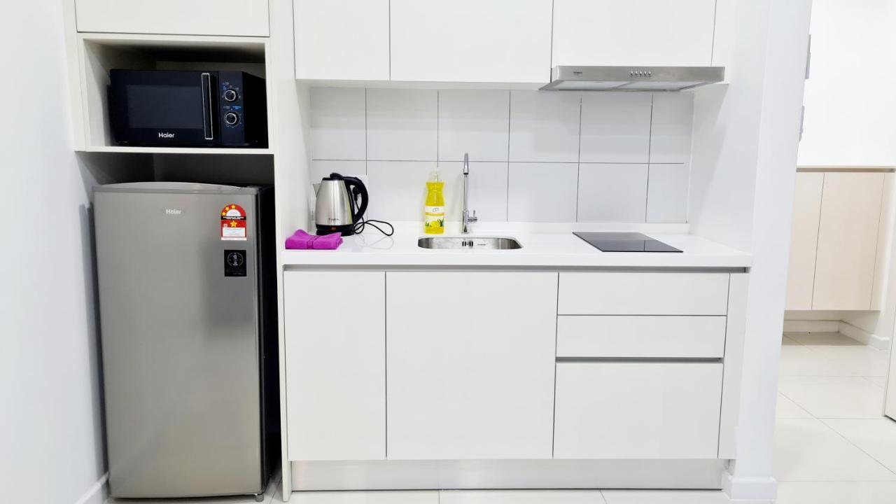 Chambers Serviced Suites Klcc By Cozy Stay كوالالمبور المظهر الخارجي الصورة