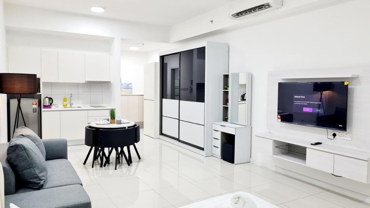 Chambers Serviced Suites Klcc By Cozy Stay كوالالمبور المظهر الخارجي الصورة